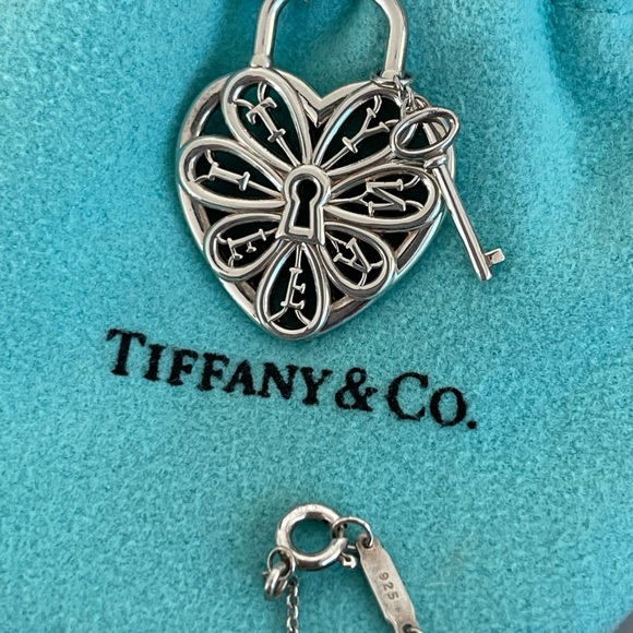Tiffany and Co Necklace - Picture 6 of 7
